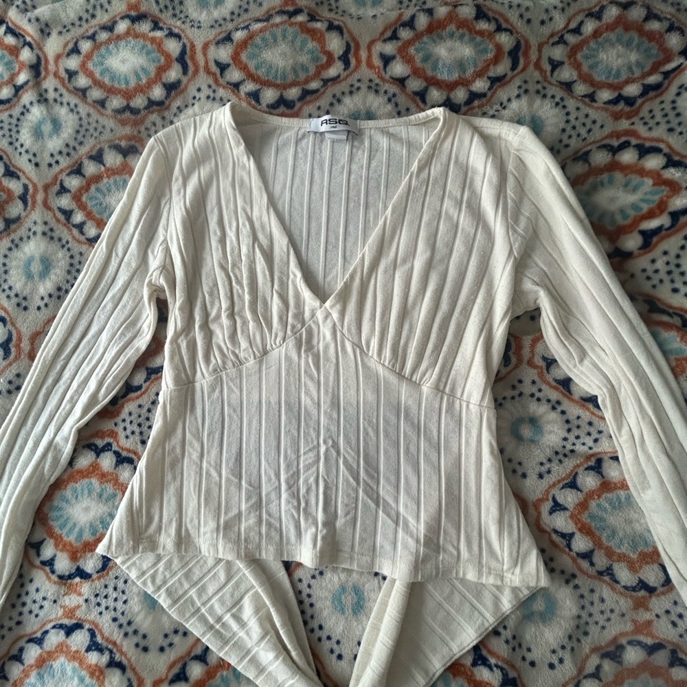 Cream Ribbed V-Neck Top